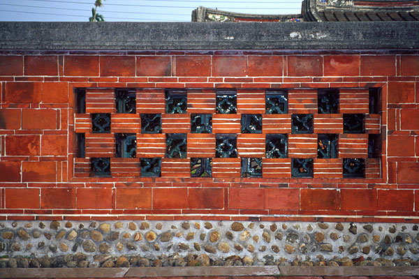 綠釉花磚（彰化永靖陳厝餘三館）