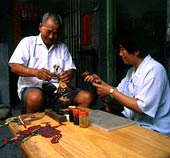 戲偶製作