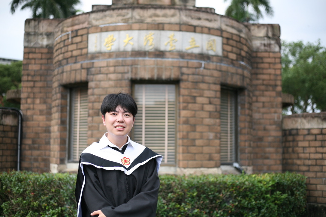 作者：楊鎮宇